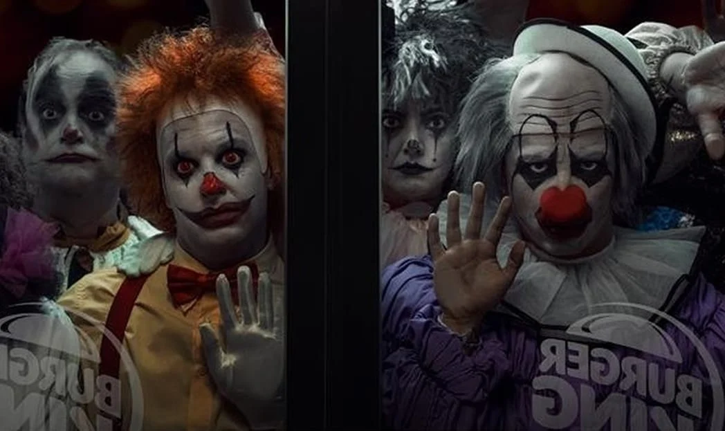 Burger King Paga Lanche para quem Topar ser um Palhaço